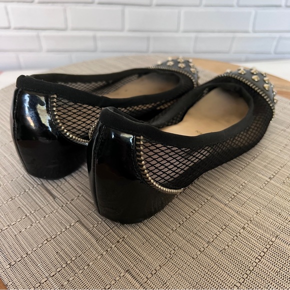 Christian Louboutin Black Patent Leather and Mesh Spike Ballet Flats Size 38 - Picture 6 of 11